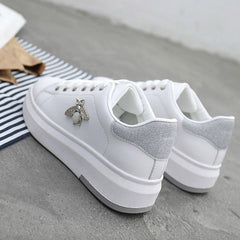 Women Casual Shoes 2020 New Women Sneakers Fashion Breathable PU Leather Platform White Women Shoes Soft Footwears Rhinestone
