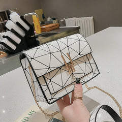 Women Shoulder Bags summer new Korean version of the Messenger bag handbag chain wild crack printing wild shoulder bag