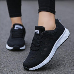 Women Casual Shoes Fashion Breathable Walking Mesh Flat Shoes Woman White Sneakers Women 2020 Tenis Feminino Gym Shoes Sport
